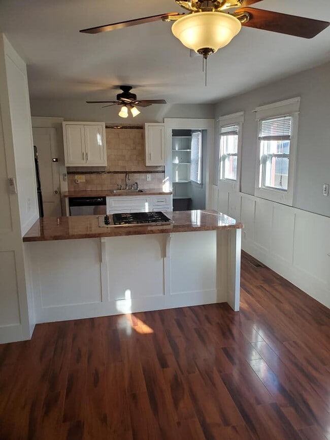 Photo - 11 Elm St Unit 11 Elm Street