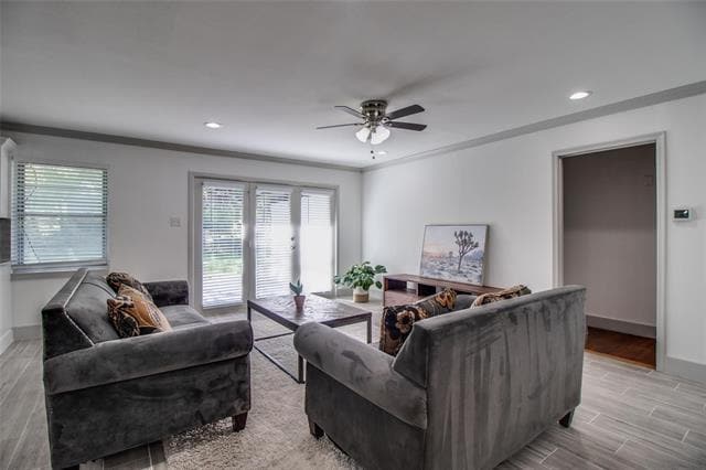 Photo - 702 Ridgedale Dr