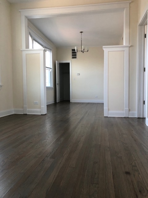 Living / dining - 2814 N Troy St Unit 2R