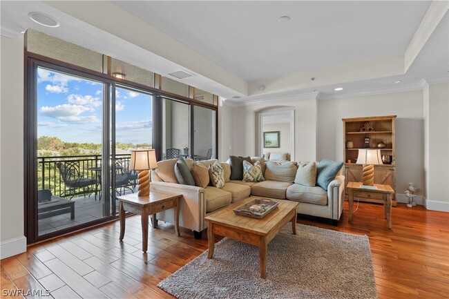 Photo - 9115 Strada Pl Unidad 5307