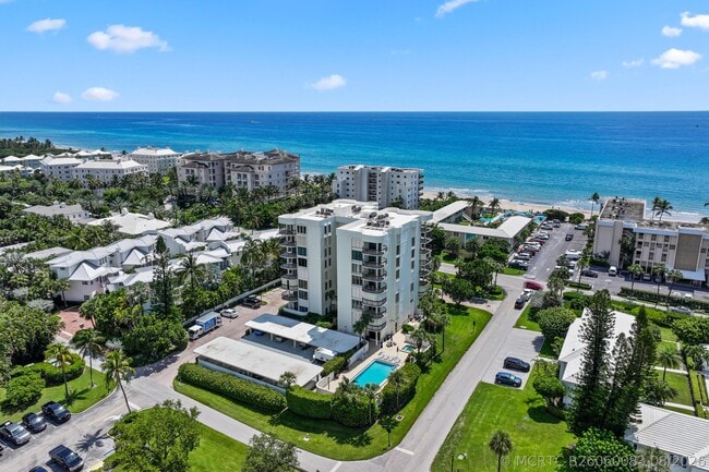 Building Photo - 3900 N Ocean Blvd Unit 1