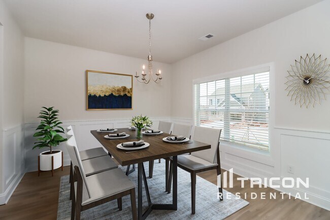 Photo - 103 Queenshall Rd