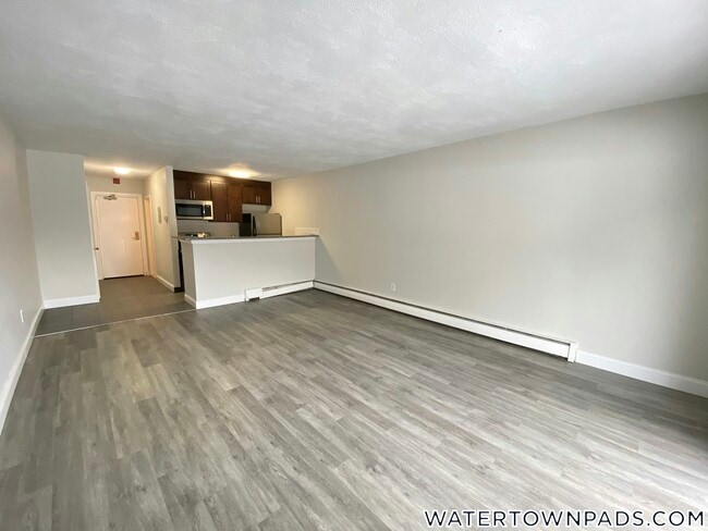 24 Whites Ave Unit 15