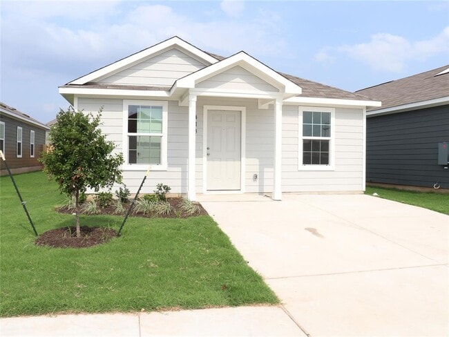 Building Photo - 413 Black Buffalo Rd Rental