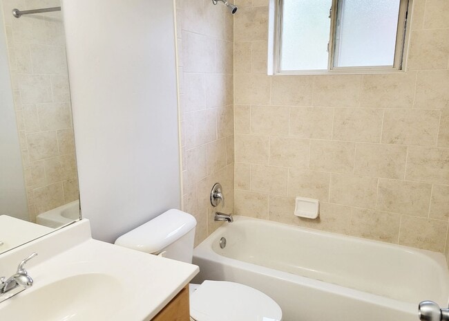 Photo - 563 Lowell Ave Unit 563-04