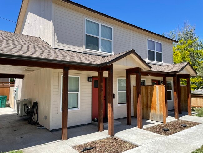 New construction 2022 - 1005 Prospect St