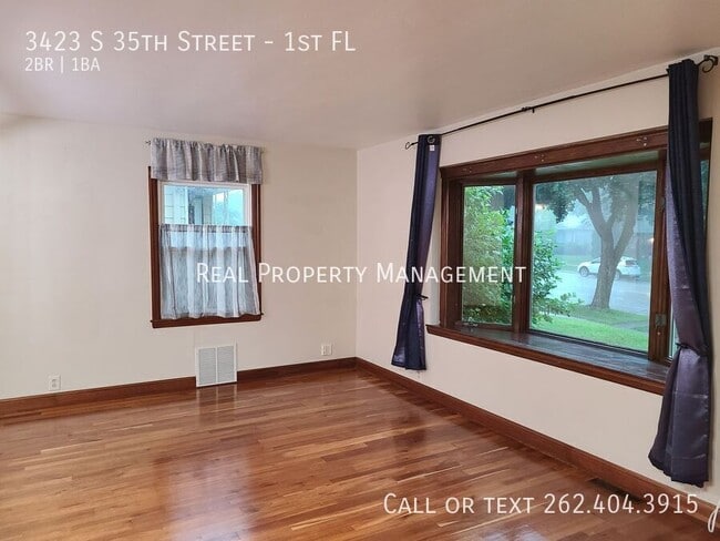 Building Photo - 3423 S 35th St Unit 1st FL Rental