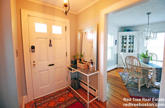 Photo - 841 Fellsway W