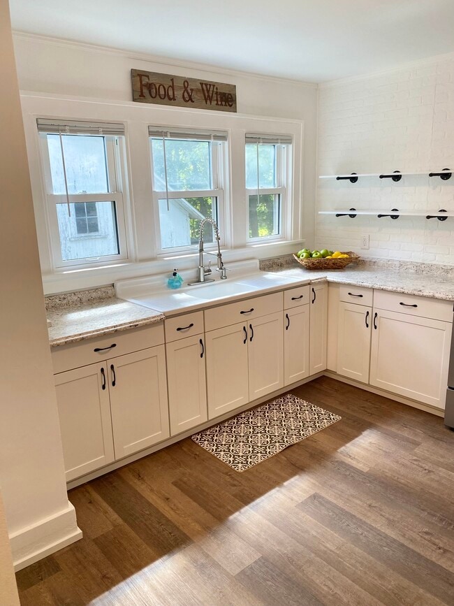 Photo - 3425 W Milham Ave