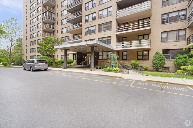 Building Photo - 201 Saint Pauls Ave Unit 3B Rental