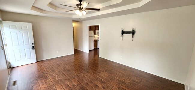 Photo - 310 S Basswood Ave