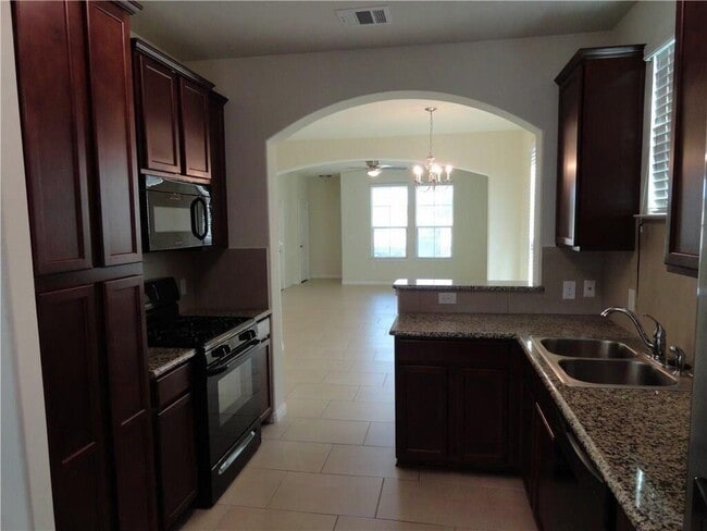 Photo - 507 N Heatherwilde Blvd