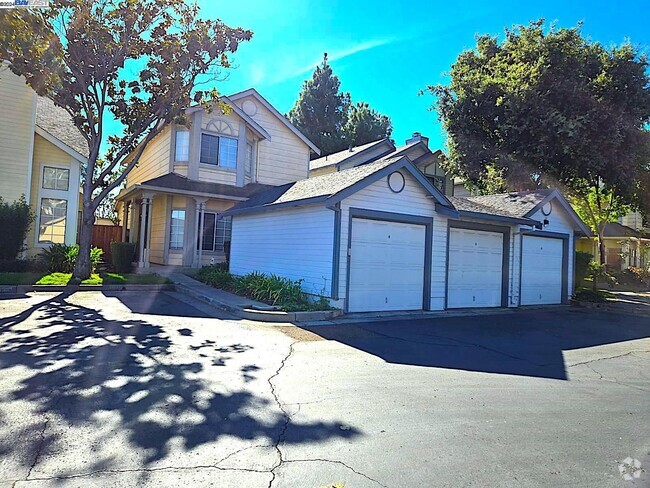 Building Photo - 6453 Potrero Dr Rental