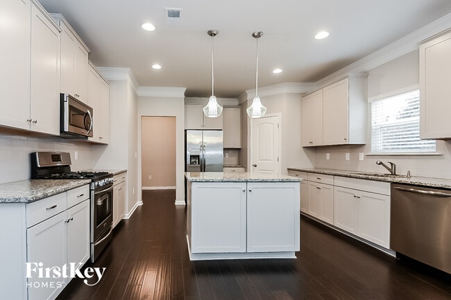 Photo - 118 Cherokee Reserve Cir