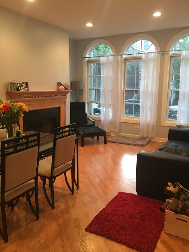 Photo - 3513 North Reta Avenue Unidad Apt 1