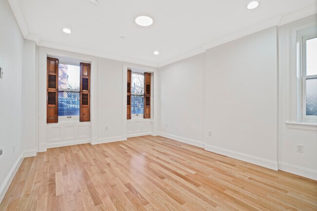 Photo - 1 Cambridge Pl