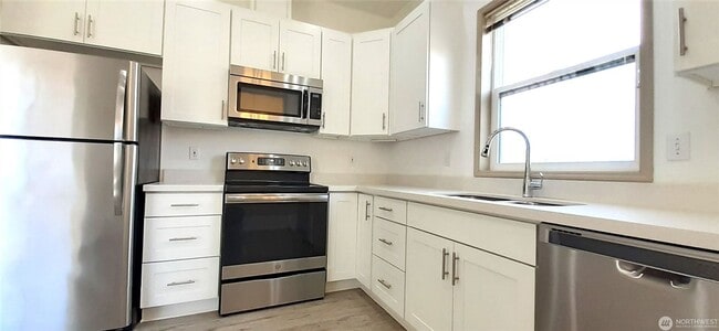 Photo - 3bd/2.5ba Seattle House