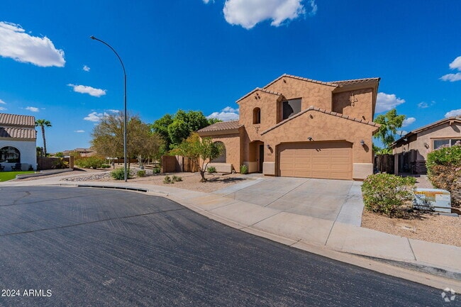 Building Photo - 6922 S Black Hills Way Rental