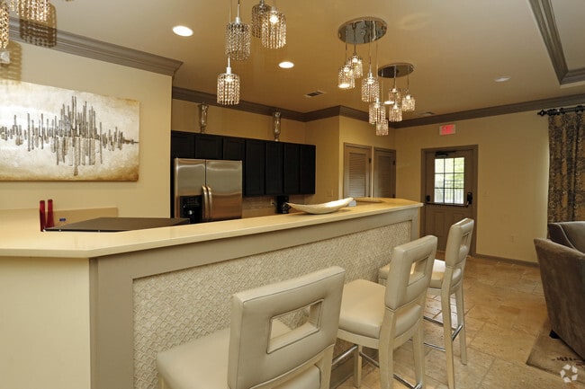 Forest Hill Apartments