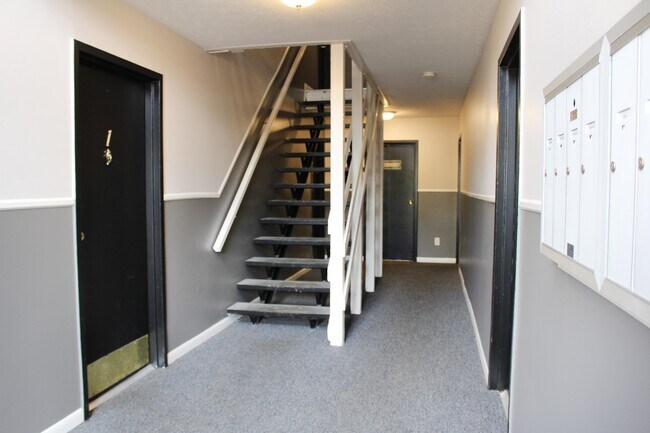 Crown Station Apartments