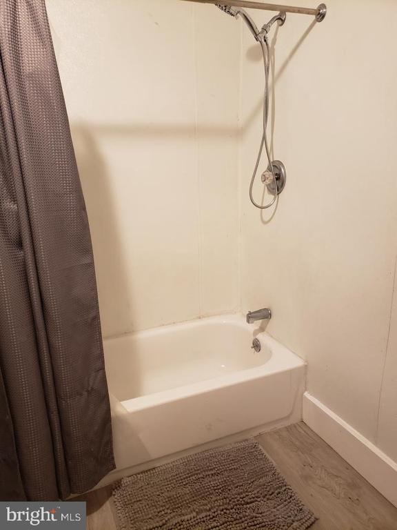 Photo - 274 N Main St
