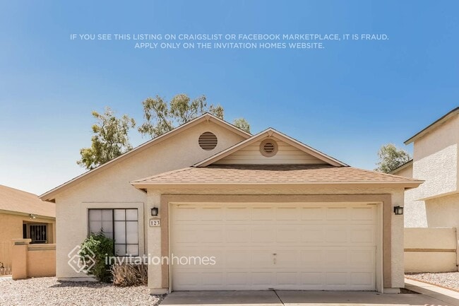 Building Photo - 921 S Val Vista Dr Rental