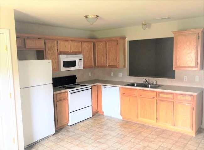 Photo - 306 Janelle Dr Unit B