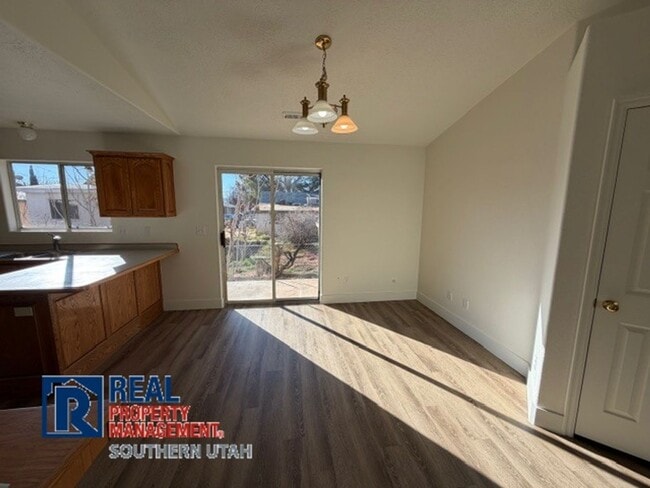 Photo - 2 Bedroom downtown