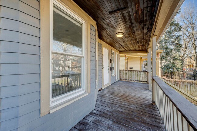 Photo - 4115 Whitman Ave Unit B