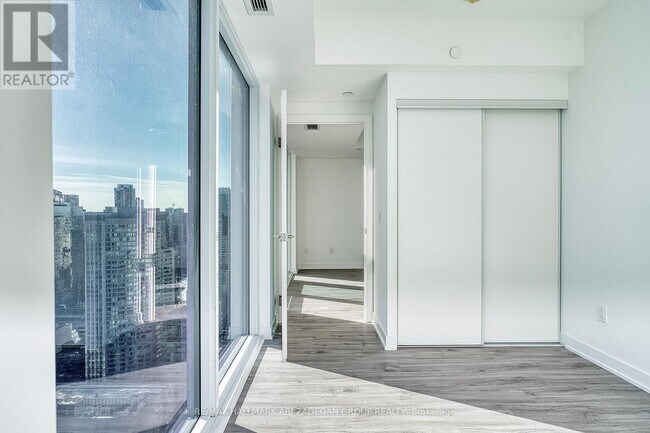 Photo - 252 Church St Unité 4811