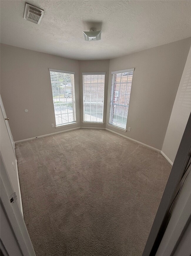 Building Photo - 11906 Oakner Dr