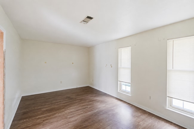 Photo - 6513 Abraham Lincoln Dr