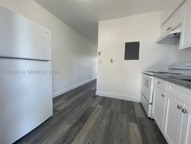 Photo - 15940 NE 19th Pl Unit 2