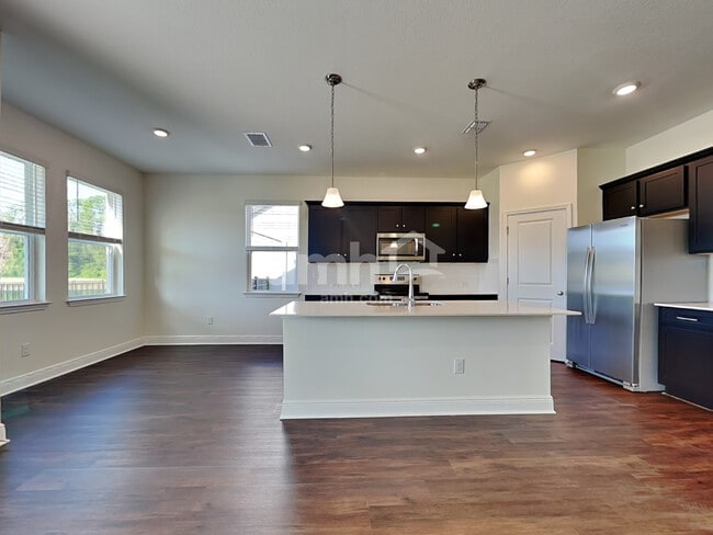 Photo - 27600 St Andrews Ave