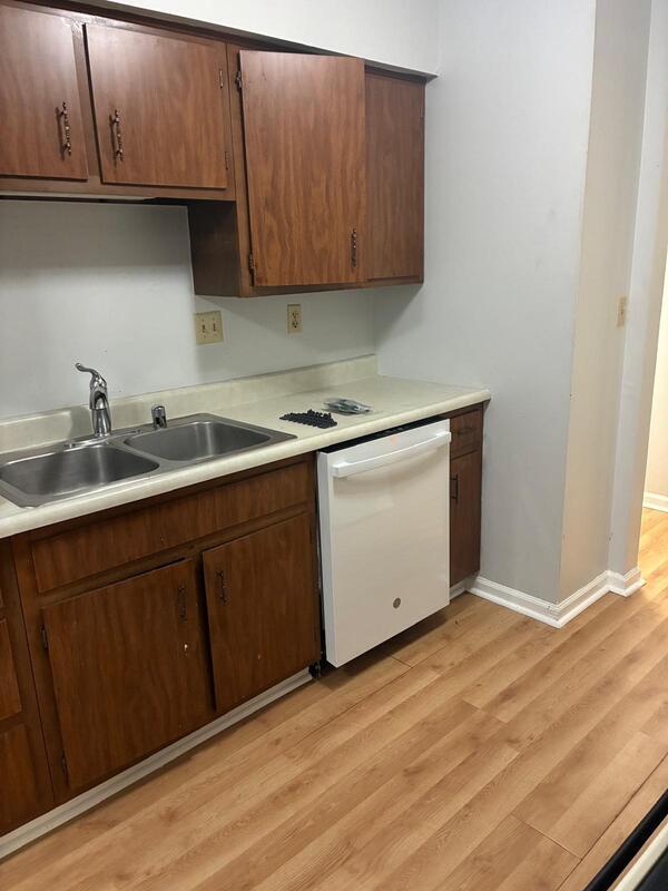 Photo - 3050 Jacqueline Dr Unit 8 - 8