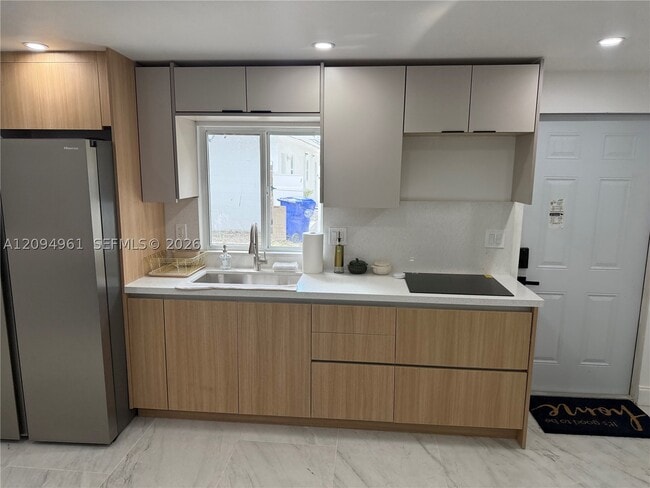 761 NW 34th St Unit 763