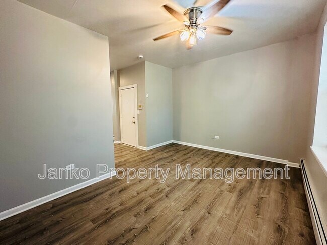 62 N Parkside Ave Unit 2