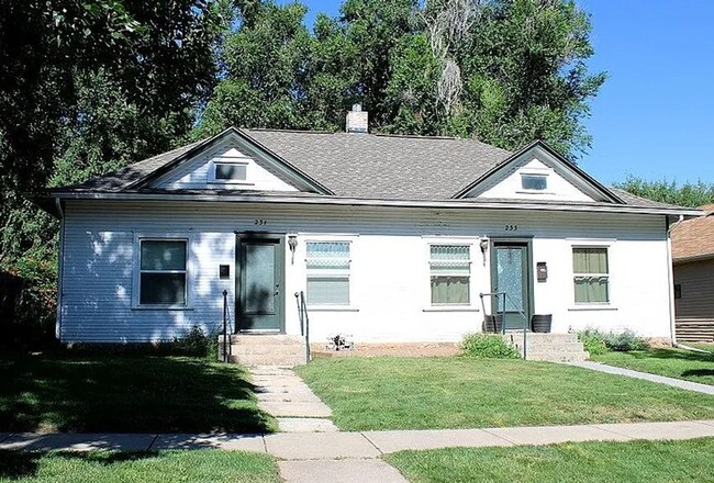 1 Bed 1 Bath Duplex in North Fort Collins! - 1 Bed 1 Bath Duplex in North Fort Collins! House