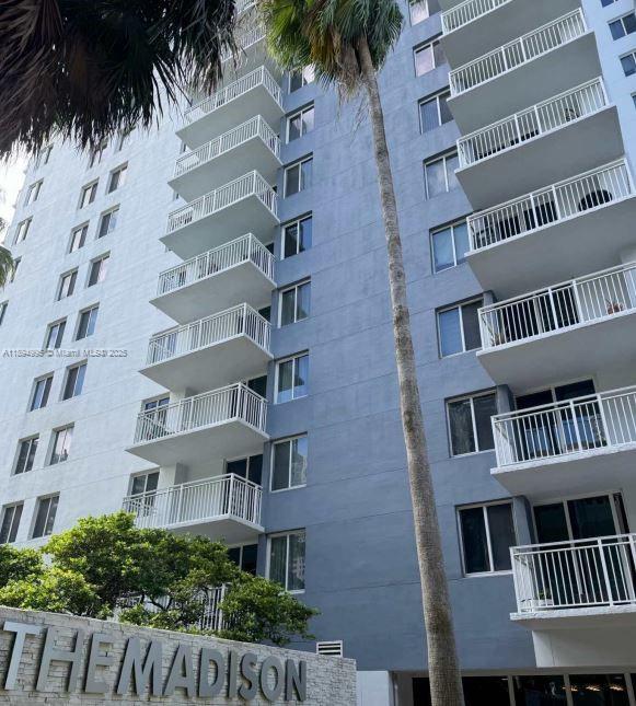 Photo - 850 N Miami Ave Unidad 810
