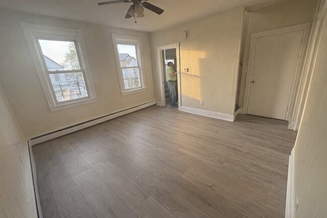 Photo - 446 Baker Pl Unit 2