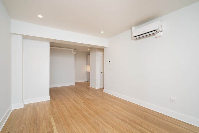 Photo - 17 Forest St Unit 04