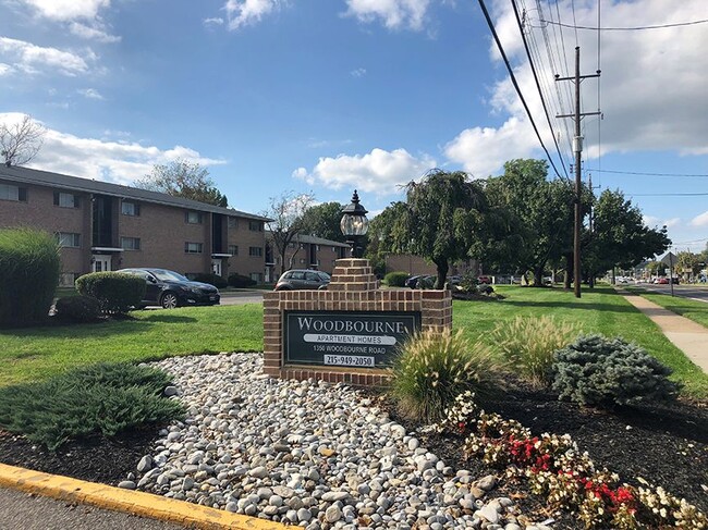 Entrada principal - Woodbourne Apartments