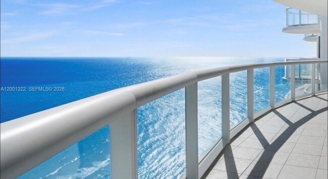 Photo - 6365 Collins Ave Unidad 2702