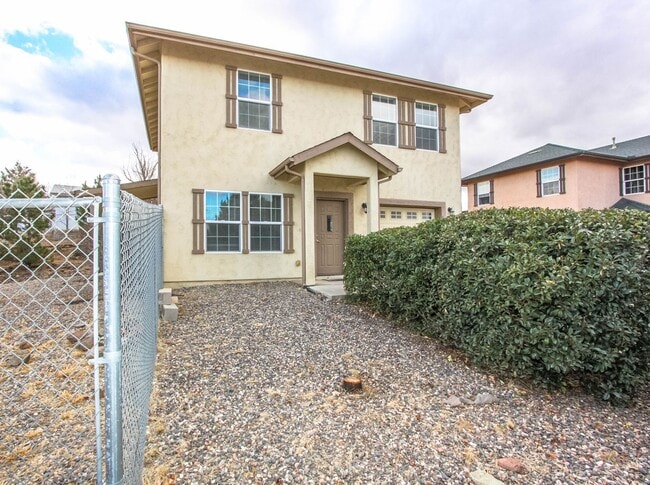 Building Photo - 3 bedroom 2 bath home in Dewey Humboldt -