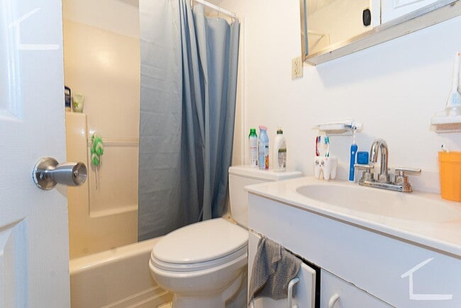 Photo - 2BR 1Bth unit. Heat/Hot Water included. Walk to T.