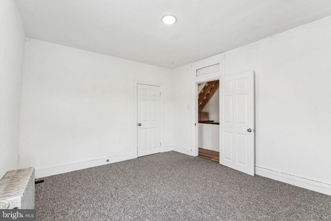 Photo - 270 Dupont St