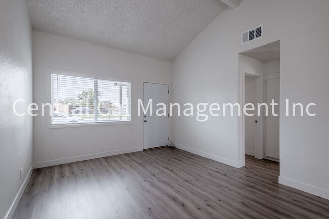 Photo - 1244 Virginia Ave Unit Apt A