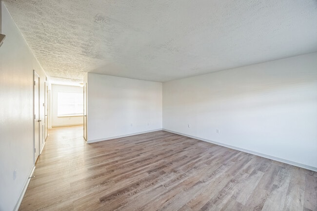 Lakota Pointe Townhomes