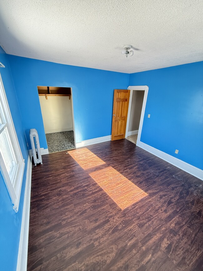 Photo - 30 Albemarle St