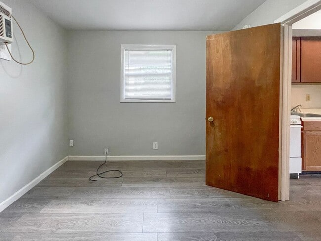 Photo - Near Local Shops and Restaurants Unit 1812 W 7th St.